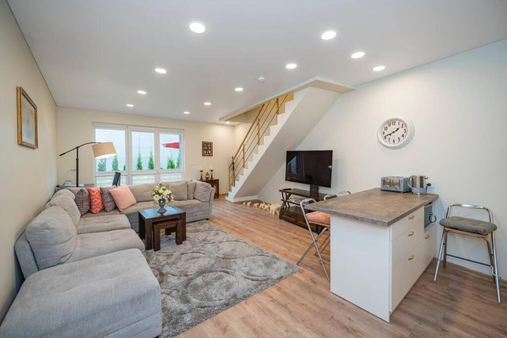 Homely Kreves Apartment By Polo Apartments Kaunas Dış mekan fotoğraf